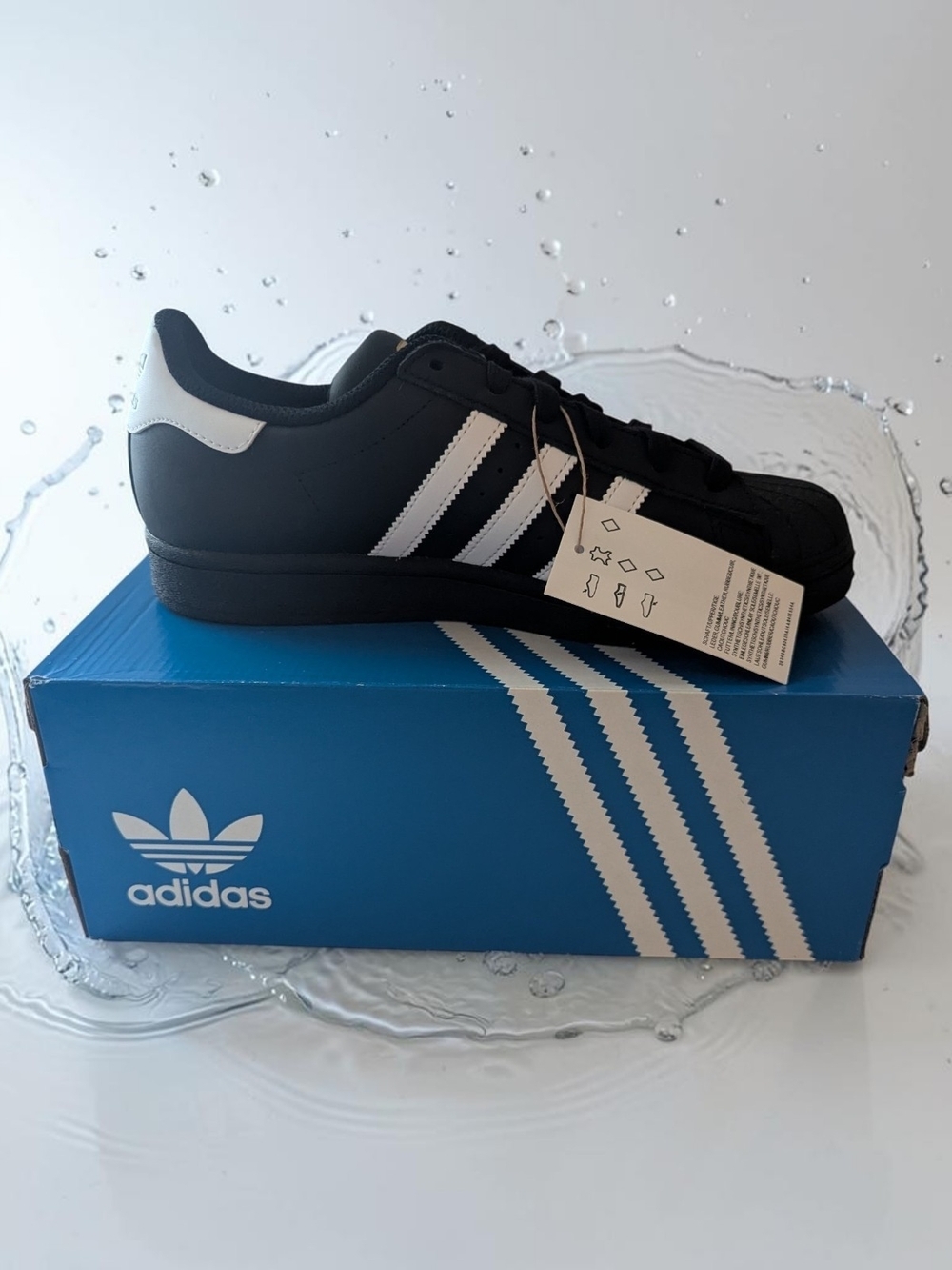 Adidas Black & White Superstar J Grade School Sneakers Size 6